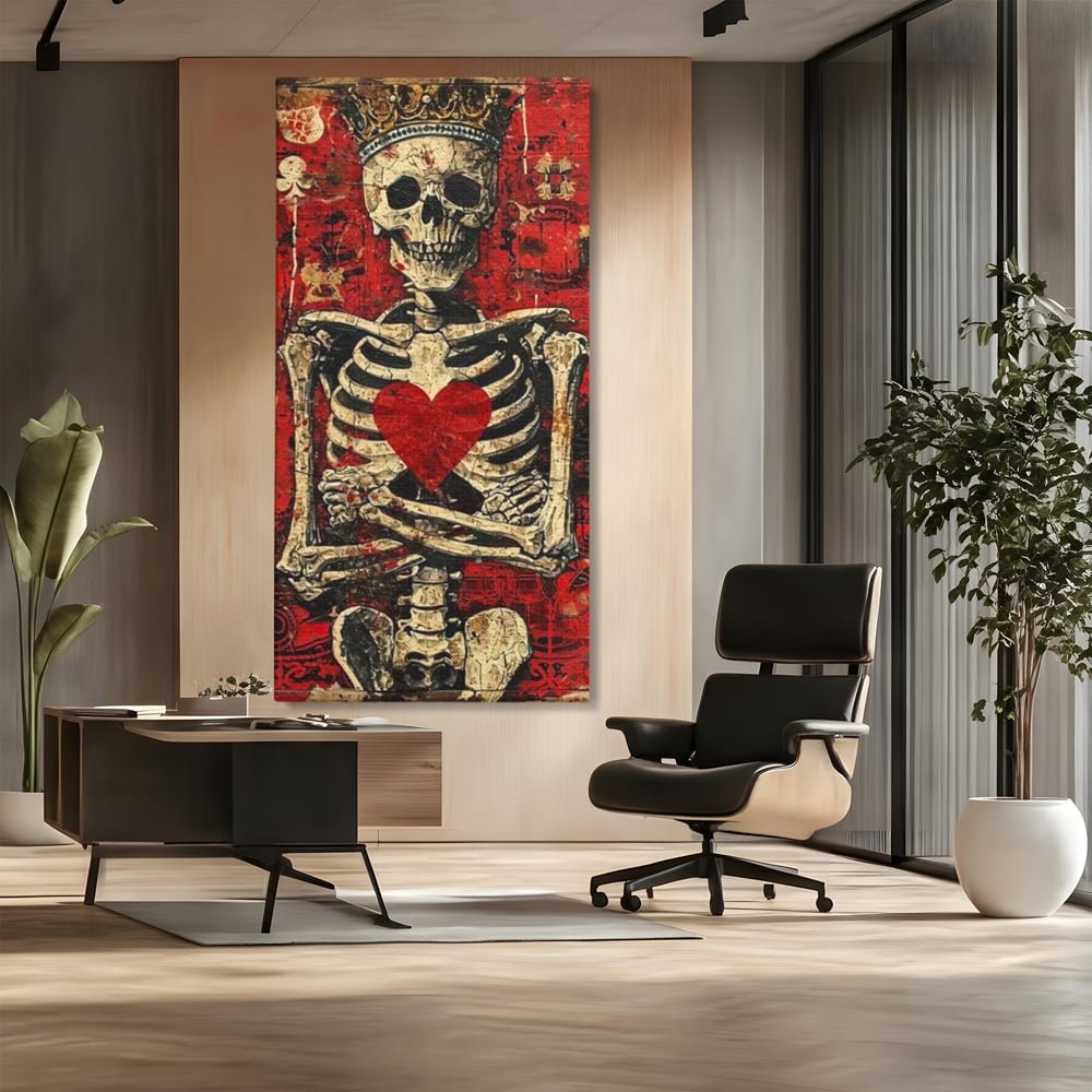 Tablou canvas cu tablou canvas cu schelet purtand coroana, fara rama, pe sasiu de lemn, pe perete intr-un birou